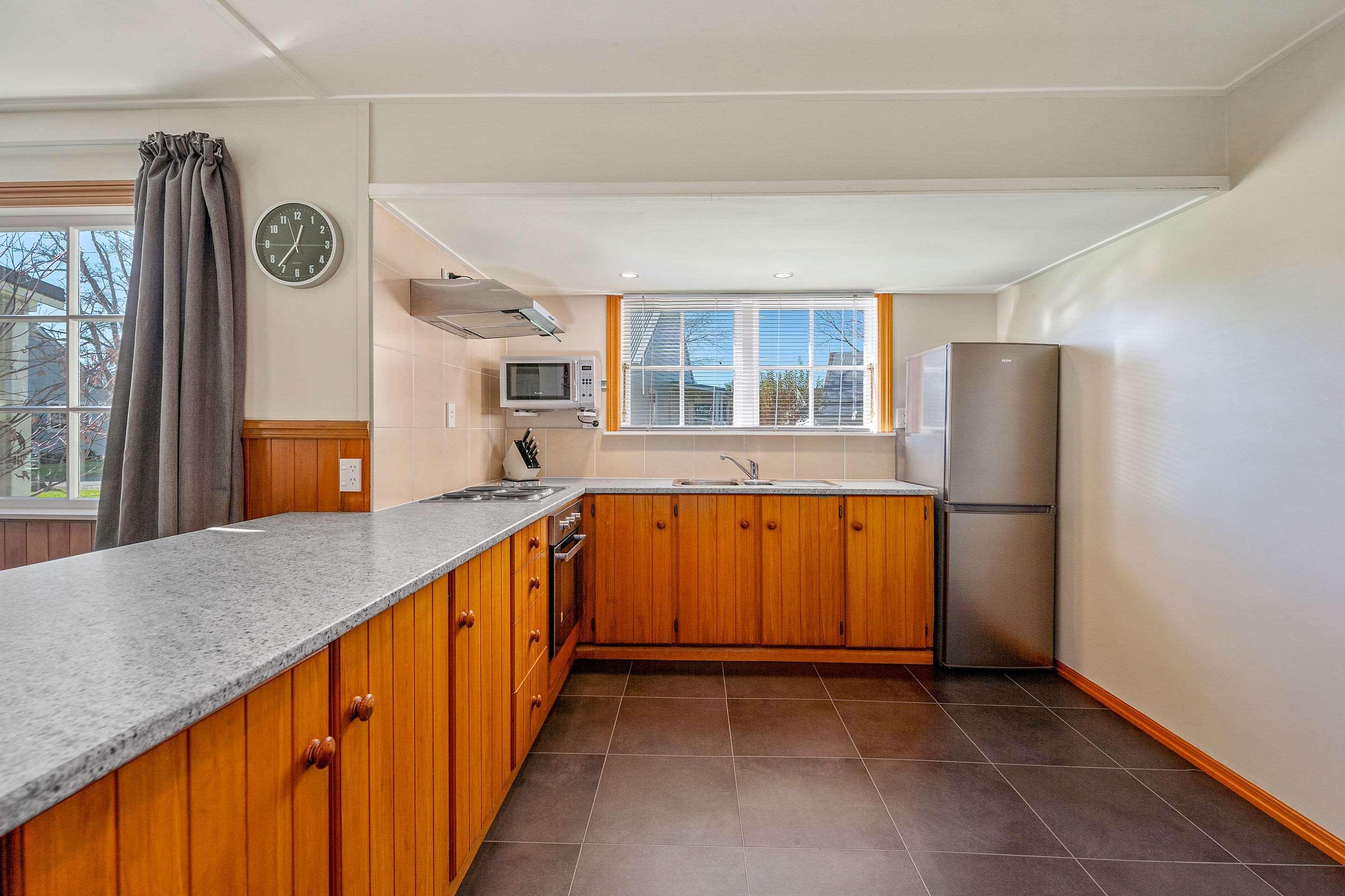 Huka Falls Resort Taupo Dış mekan fotoğraf The kitchen at the station